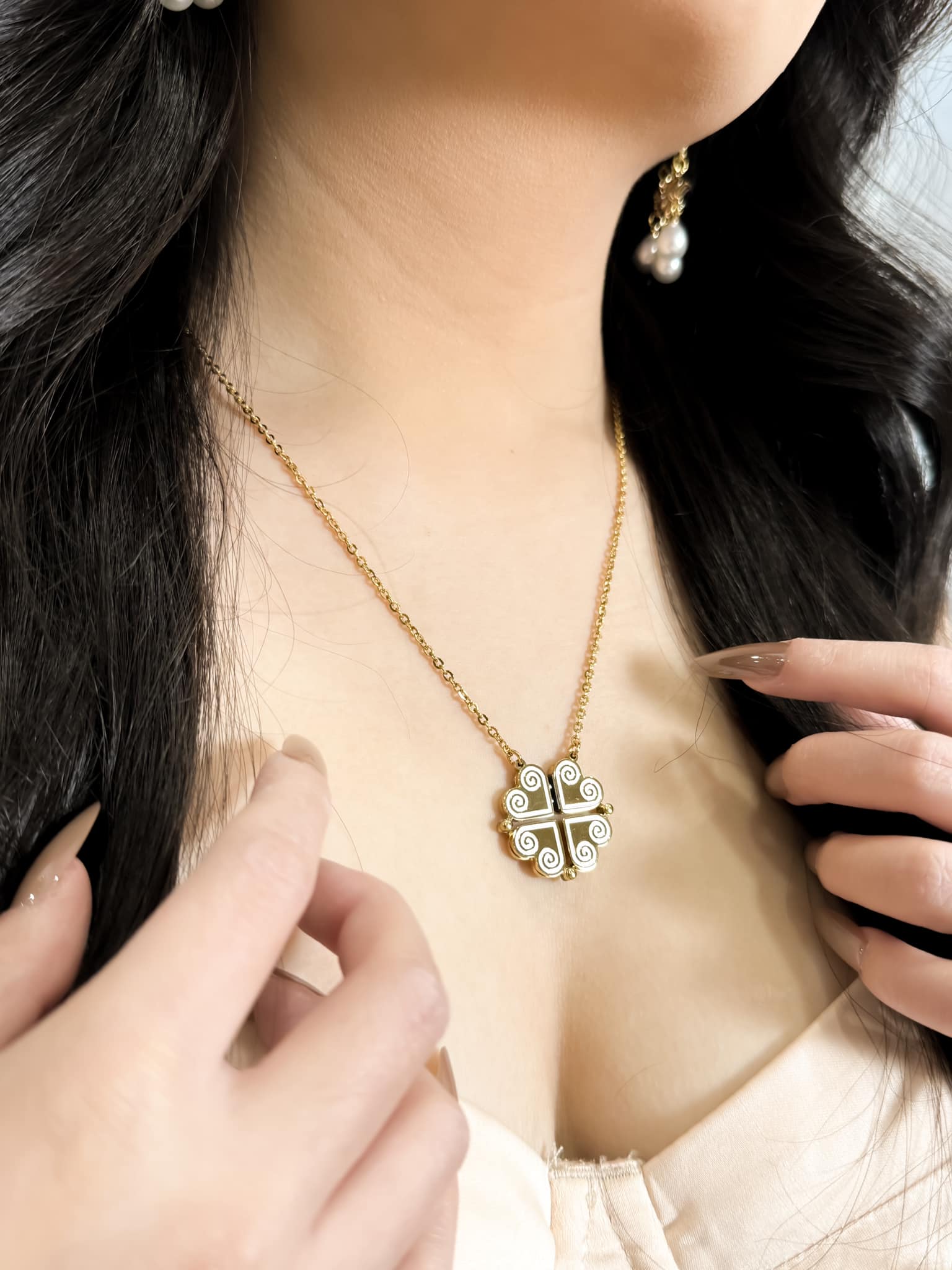 Multi Wearing Heart Necklace 4 Heart Magnetic Rose Gold Necklace